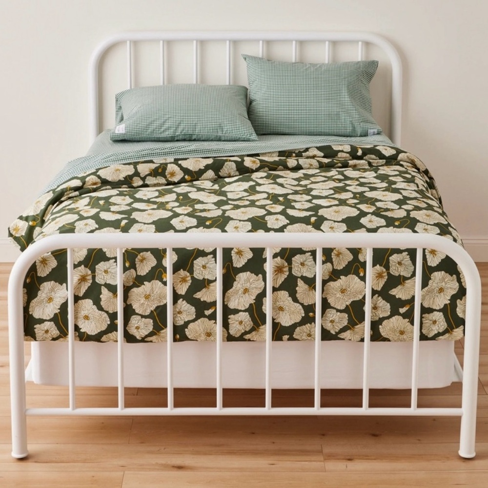 Schoolhouse Blooming Field Duvet Cover